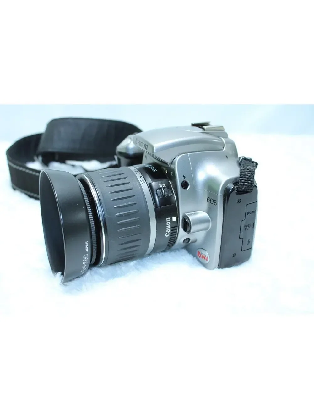 Canon EOS Digital Rebel lens 18-55mm with charger and 2GB card. Tested.